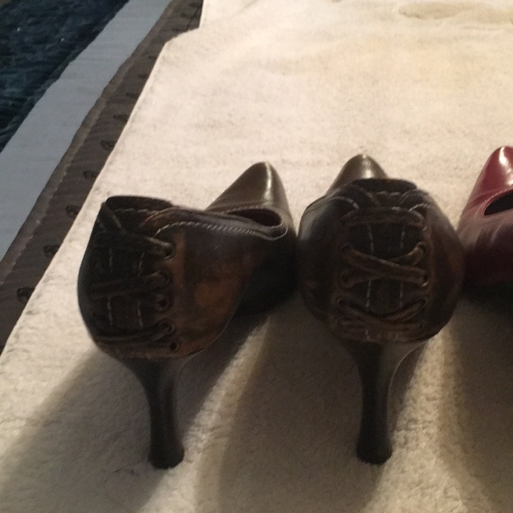 Shoes - Picture 5 of 5